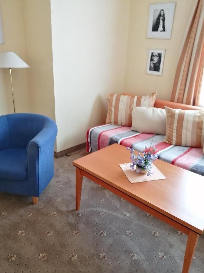 Apartmany Cesky Dvur Mariánské Lázně Eksteriør bilde